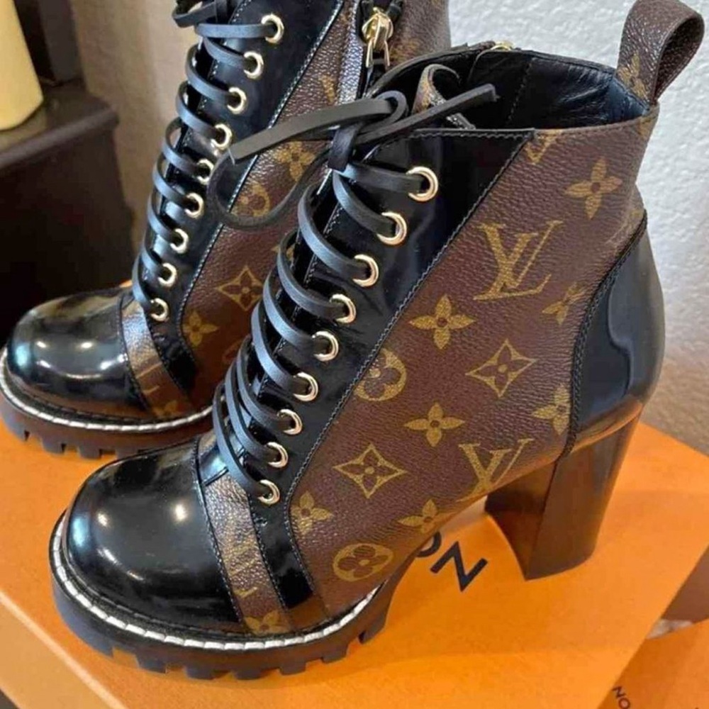 Louis Vuitton Star Trail Ankle Boot with original box and receipt. Size 39